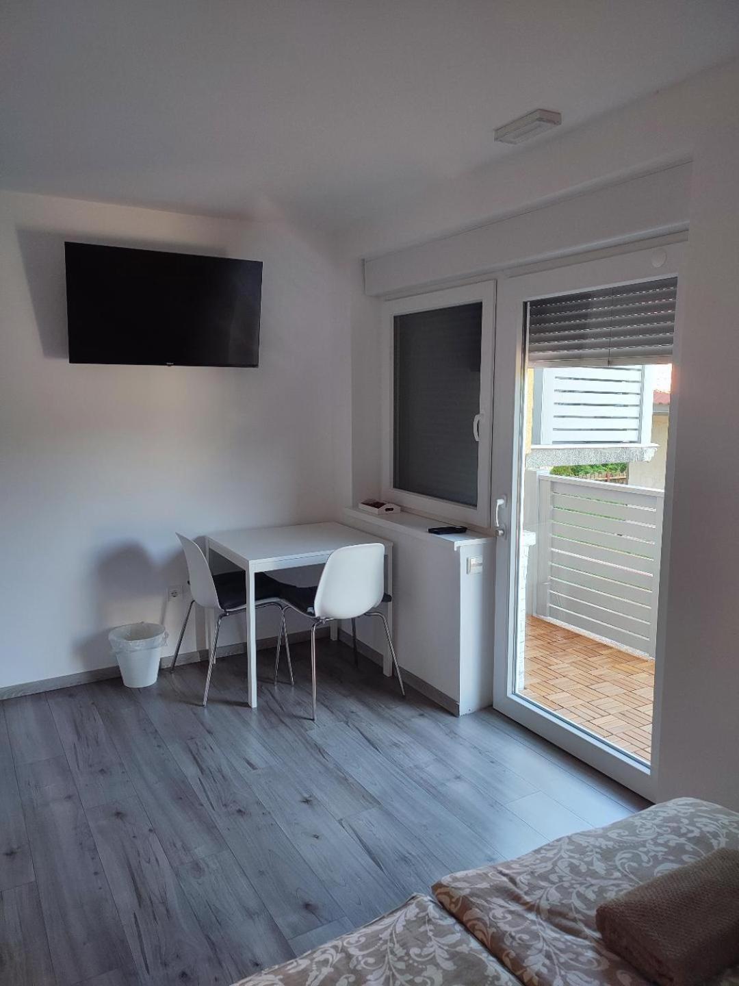 Tilka's House Apartment *